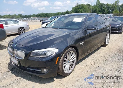 2011 BMW 550 Xi из США, поврежденный, VIN WBAFU9C50BC784236